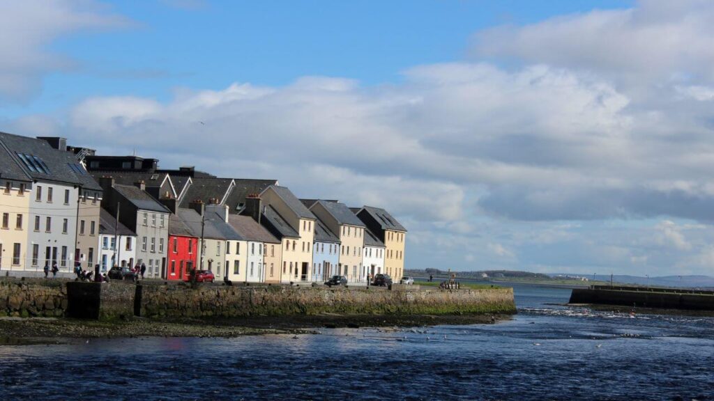 Claddagh Village